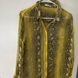 Equipment Femme - M- Snake Print - Sheer Blouse
